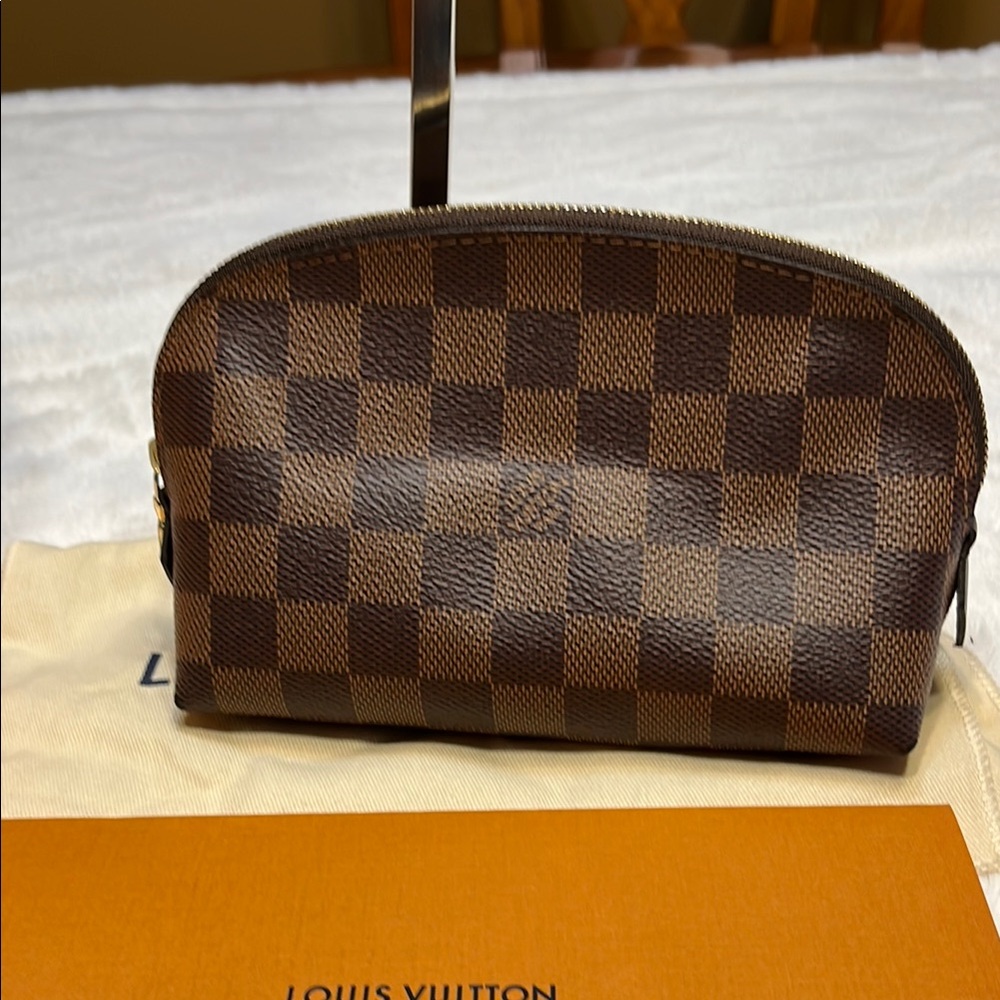 Louis Vuitton Brown Cosmetic Bags & Cases